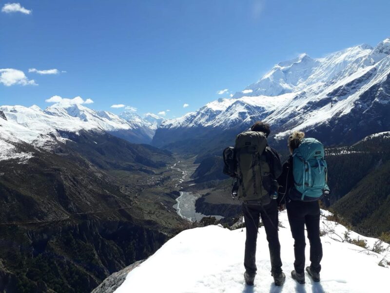 Chulu East Peak  6584m